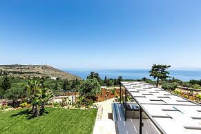 Villa Blue Skyline