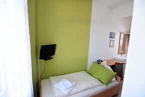 Hotel Ena