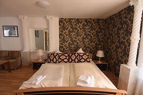 Hotel Ena