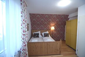 Hotel Ena