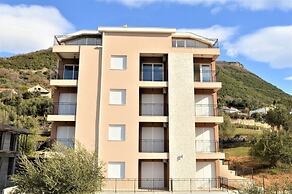 Isidora Apartments