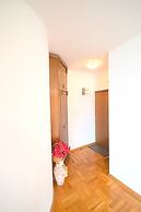 Seafront Apartment Bijela