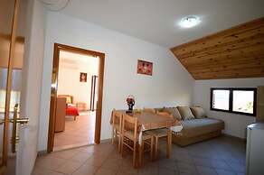 Vavic Apartments
