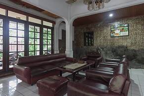 RedDoorz @ Jalan Babepalar Rike Manado