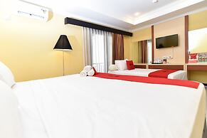 RedDoorz Plus near Mall Bali Galeria 2