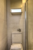 R2 Medium Studio