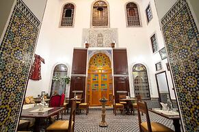Dar Alami Salaj