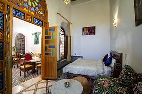 Dar Alami Salaj