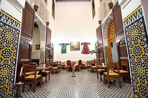 Dar Alami Salaj