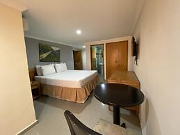 Hotel Puerta de Oro