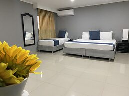 Hotel Puerta de Oro