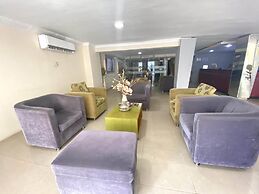 Hotel Puerta de Oro