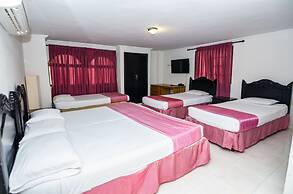 Hotel Puerta de Oro