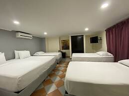 Hotel Puerta de Oro