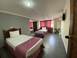 Hotel Puerta de Oro