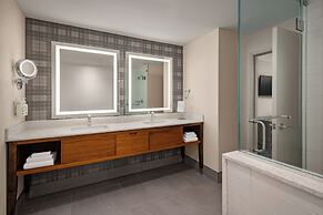 Pomeroy Hotel Fort McMurray