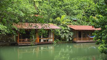 Cabañas del Lago