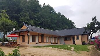 Moonlight House
