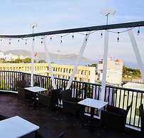 Mira Hotel