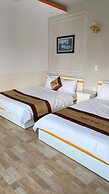 Minh Quan Hotel