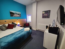 Wellesley Hotel