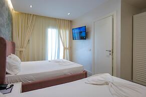 Blue Boutique Hotel