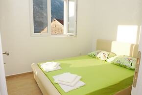 Hera Apartments