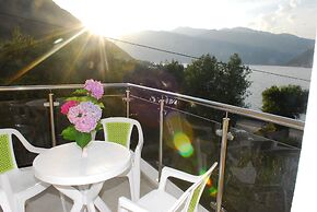 Hera Apartments
