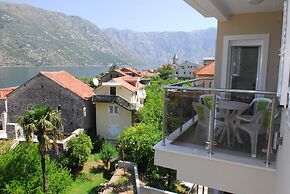 Hera Apartments