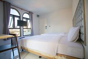 Rich8 Hostel
