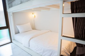 Rich8 Hostel