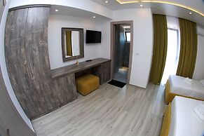 Hotel Kuburi