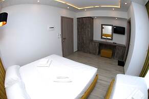 Hotel Kuburi