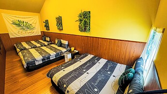 31 Homestay