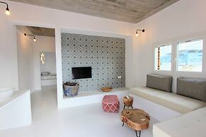 Mesanto Luxury Suites
