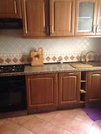 Bab Rouah 2 Bedroom Apartment