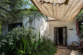 Punda Milias Lodge