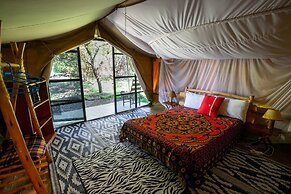 Punda Milias Lodge