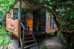Punda Milias Lodge