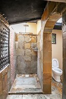 Punda Milias Lodge