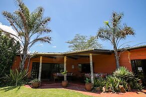 Punda Milias Lodge