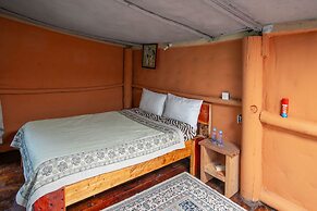 Punda Milias Lodge