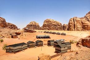 Beduin star trail camp