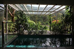Niraamaya Retreats Samroha Athirappilly