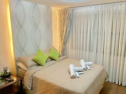 Spacious 1 BR Unit in AppleOne Ayala