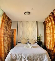 Spacious 1 BR Unit in AppleOne Ayala