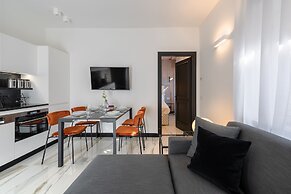 A World Aparts - 12 Viviani