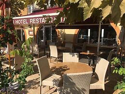 Hôtel Restaurant Le Commerce