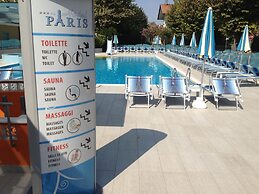 Hotel Paris Resort