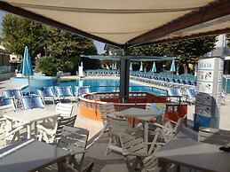 Hotel Paris Resort